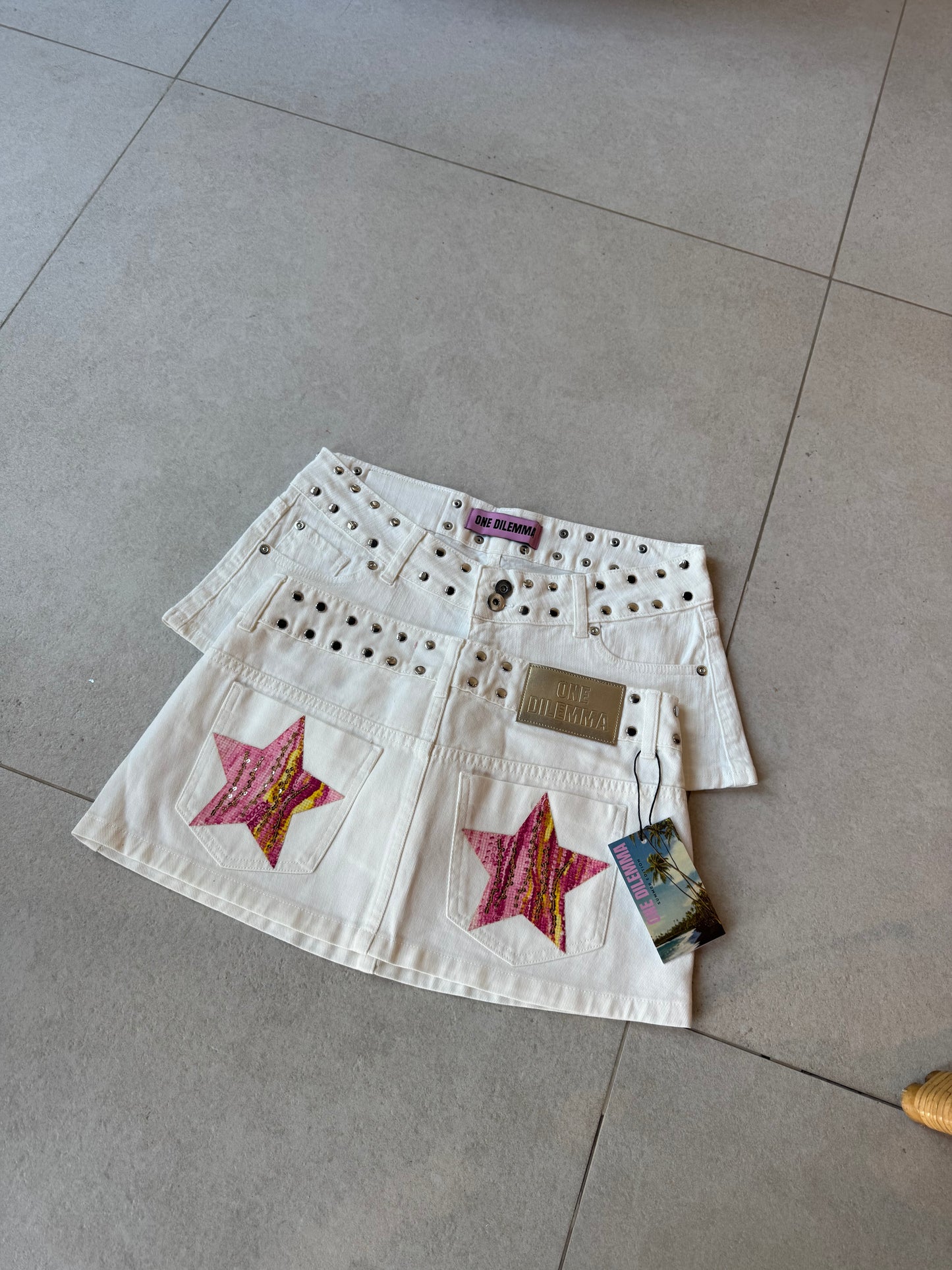 Mini-skirt pink print stars