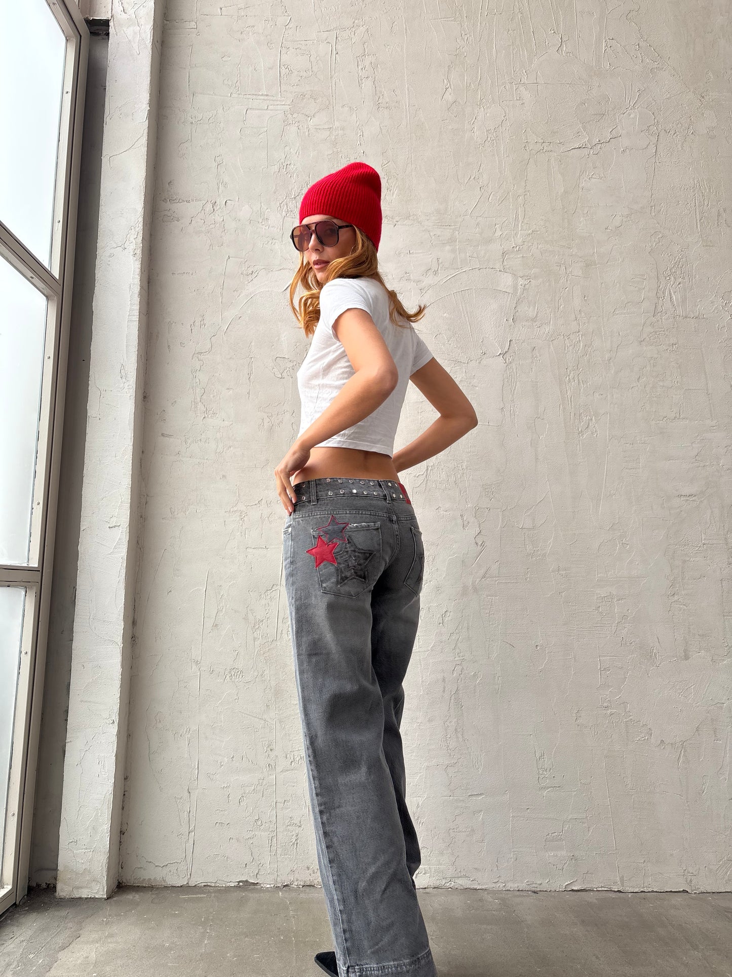 GREY JEANS MULTI-RED STAR