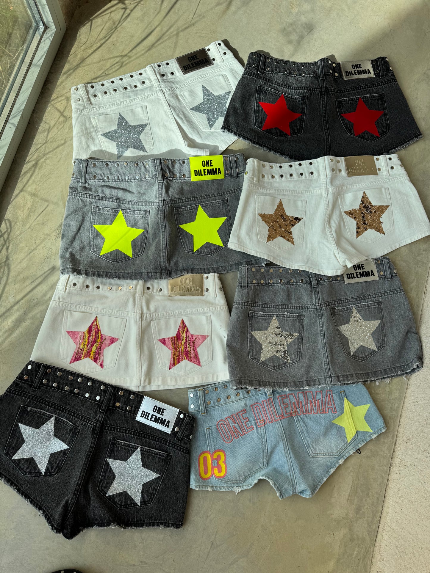 Mini-skirt pink print stars