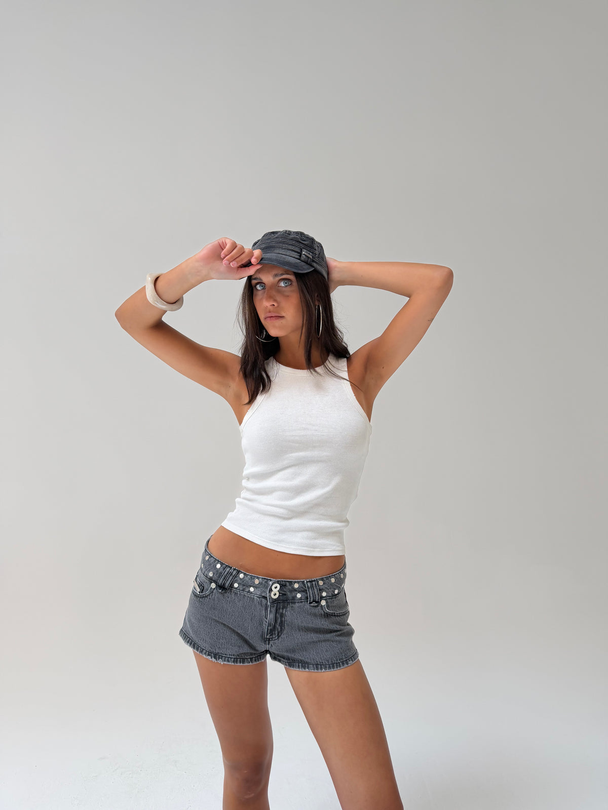 BLACK MINI SHORT BEADED STAR