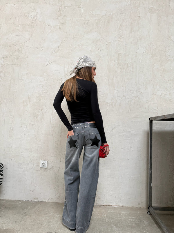 GREY JEANS BLACK LEATHER STAR