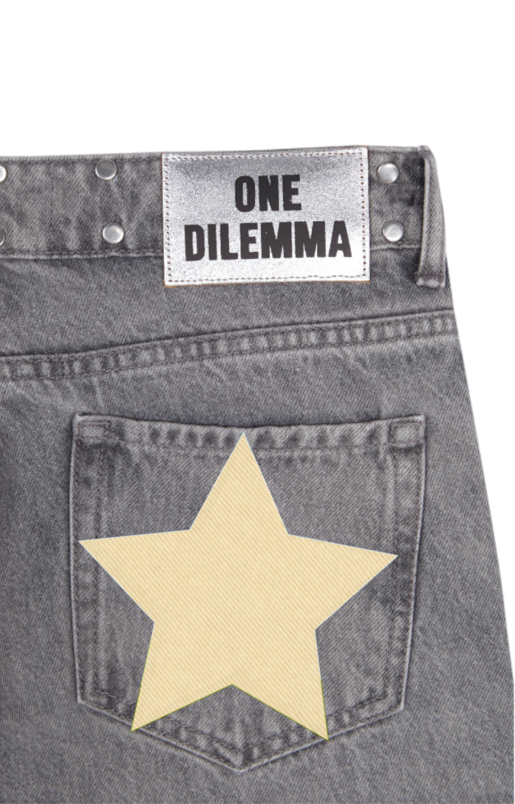 GREY JEANS YELLOW STAR