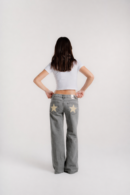 GREY JEANS YELLOW STAR
