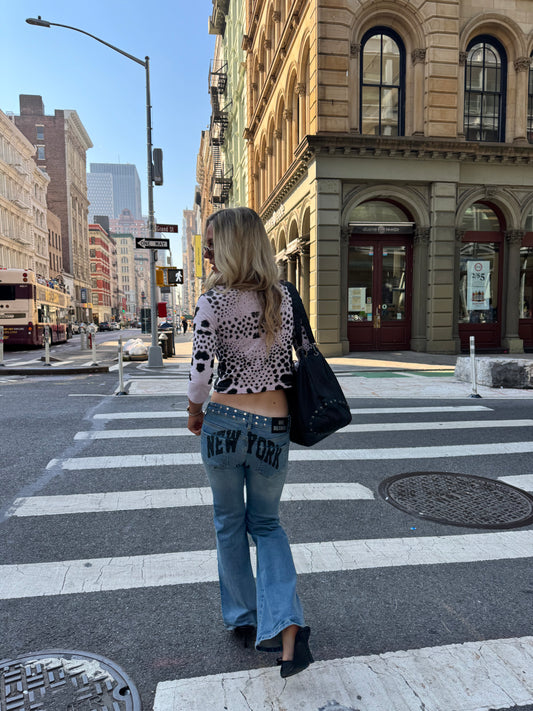 NEW YORK PRINT FLARED BLUE JEANS