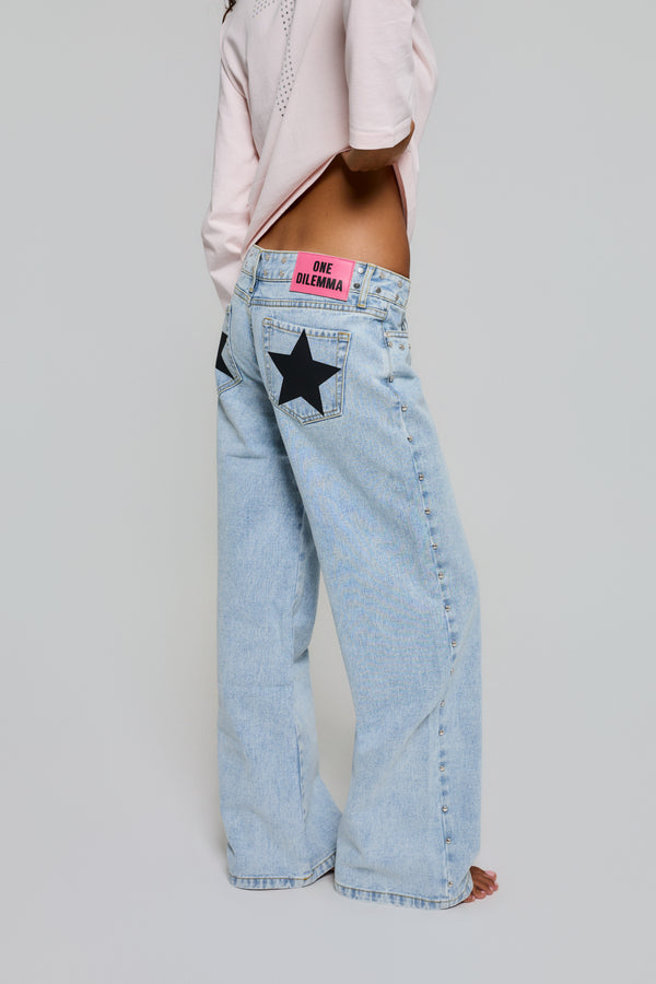 BLUE JEANS BLACK STAR