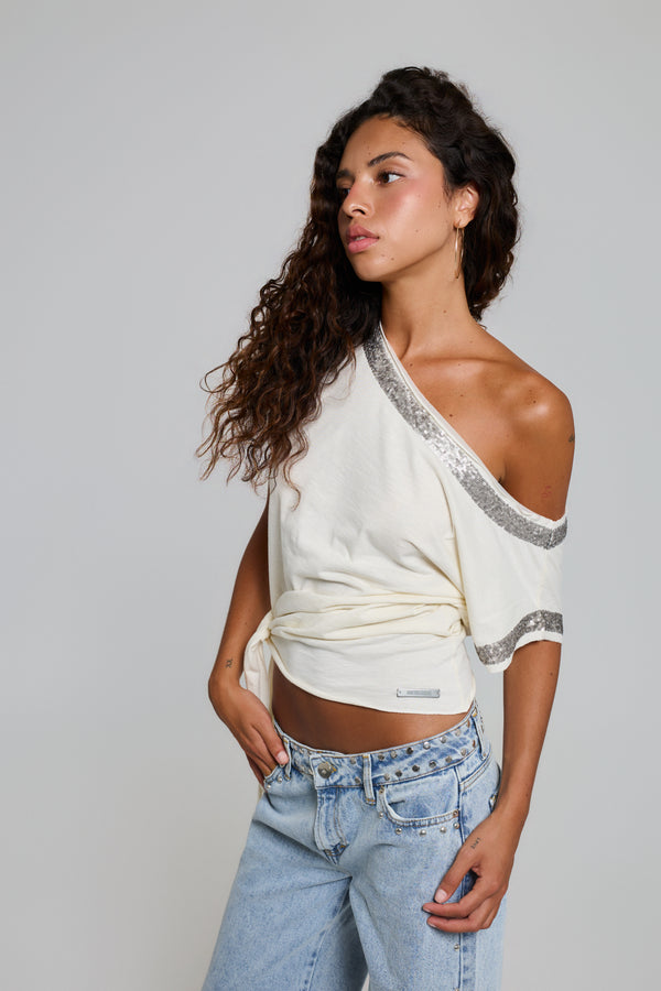 WHITE SEQUINS TIE-SIDE TOP