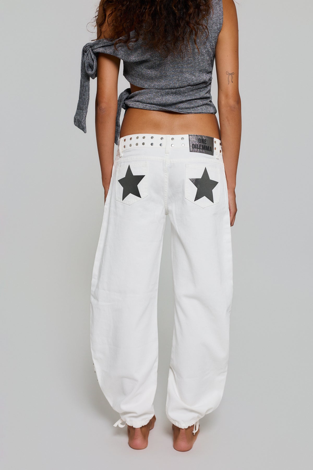 WHITE BALLOON JEANS